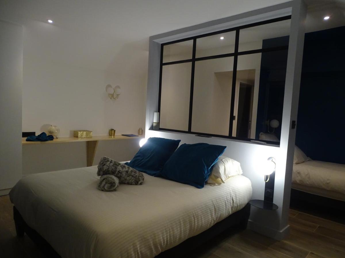Villa Entiere Du Chateau Lacroix De Civrac 3 Ch, 3 Sdb, Piscine Xxl,Sauna, 4 Etoiles,7 Pers Exteriör bild