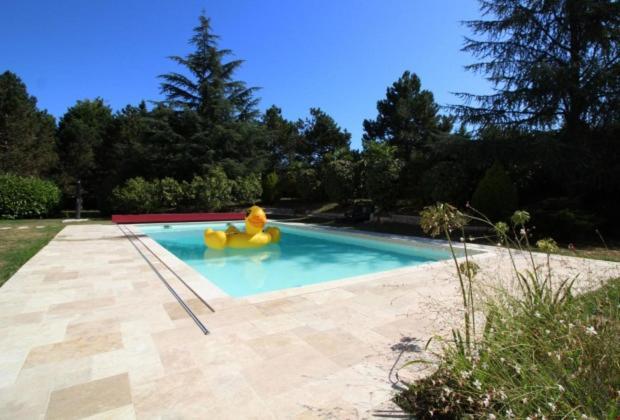 Villa Entiere Du Chateau Lacroix De Civrac 3 Ch, 3 Sdb, Piscine Xxl,Sauna, 4 Etoiles,7 Pers Exteriör bild